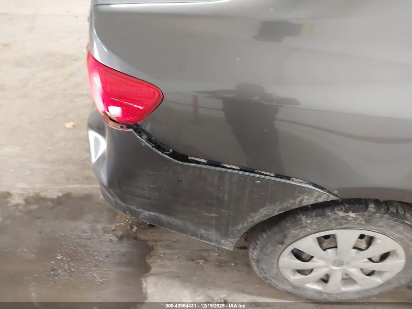 2010 Toyota Corolla Le VIN: 2T1BU4EE4AC302102 Lot: 43964431