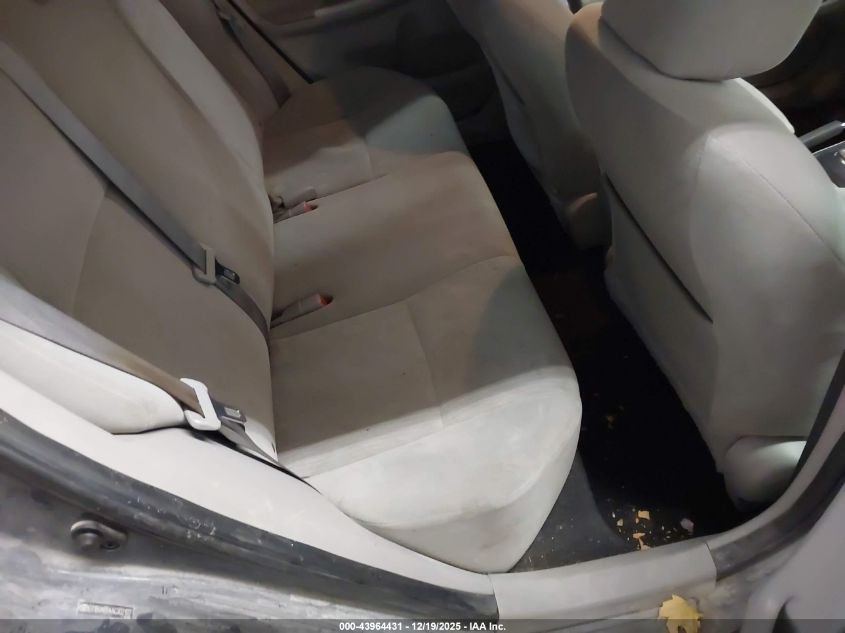 2010 Toyota Corolla Le VIN: 2T1BU4EE4AC302102 Lot: 43964431