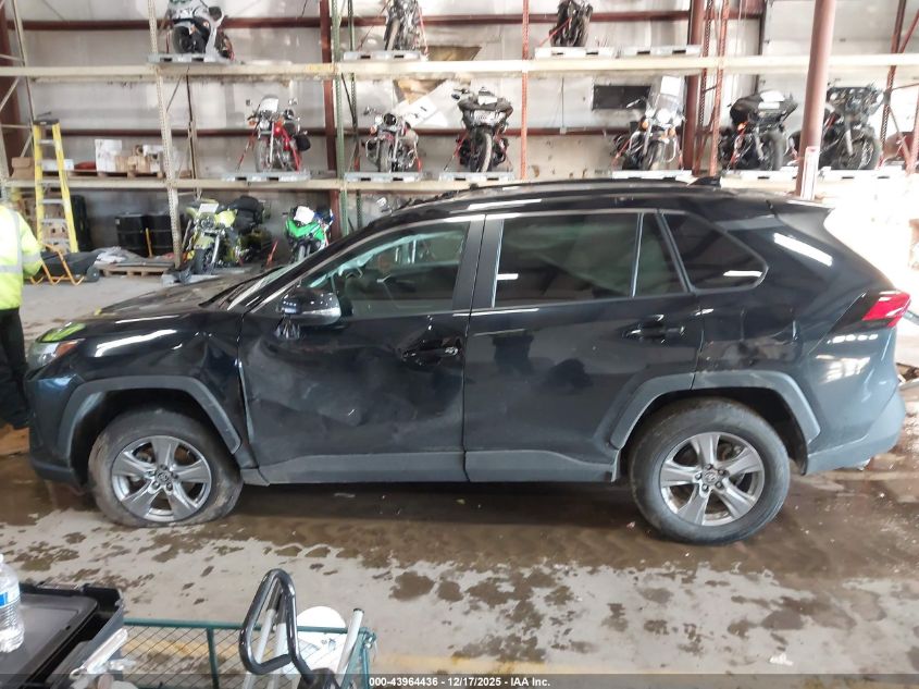 2024 Toyota Rav4 Xle VIN: 2T3P1RFV0RW424211 Lot: 43964436