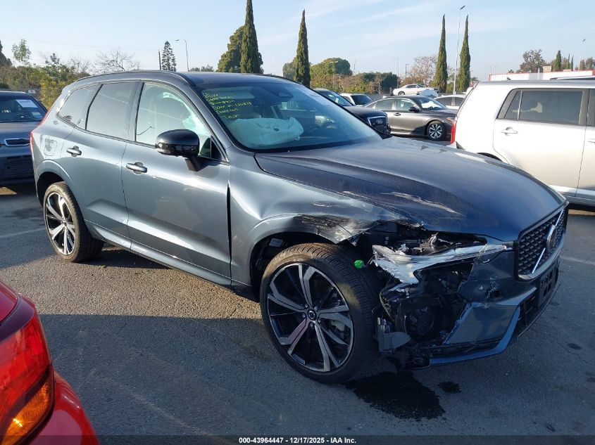 2025 Volvo Xc60 Plug-In Hybrid Ultra, T8 Awd Electric/Gasoline, Dark VIN: YV4H60RM7S1027519 Lot: 43964447