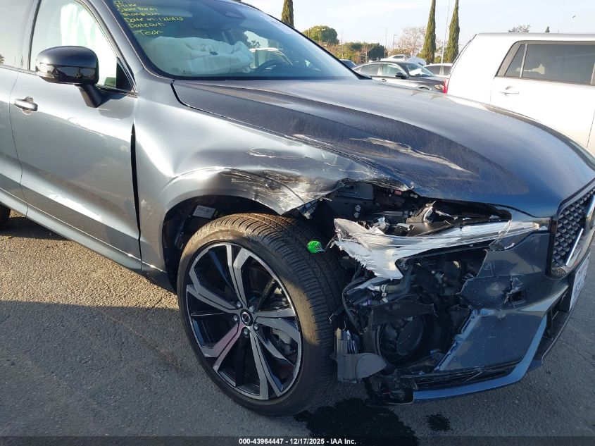 2025 Volvo Xc60 Plug-In Hybrid Ultra, T8 Awd Electric/Gasoline, Dark VIN: YV4H60RM7S1027519 Lot: 43964447