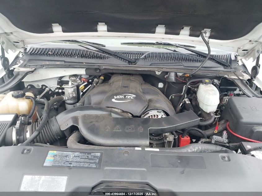 2005 GMC Yukon Denali VIN: 1GKEK63U05J174660 Lot: 43964484