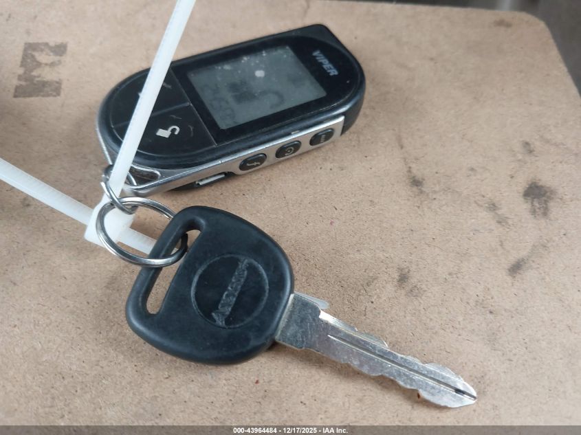 2005 GMC Yukon Denali VIN: 1GKEK63U05J174660 Lot: 43964484