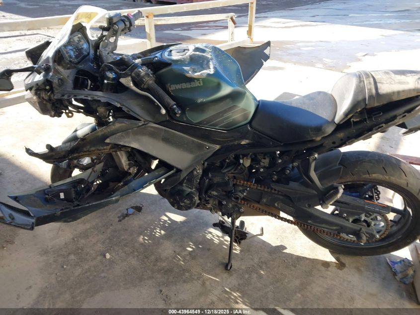 2025 Kawasaki Ex650 P VIN: ML5EXEP17SDAF6180 Lot: 43964549