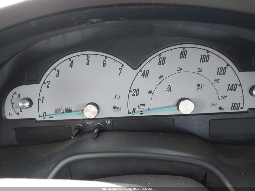 2002 Ford Thunderbird VIN: 1FAHP60A52Y116931 Lot: 43964610