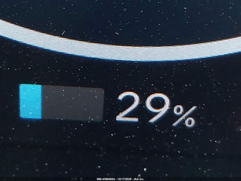 2024 Hyundai Kona Electric Limited VIN: KM8HE3A68RU008616 Lot: 43964624