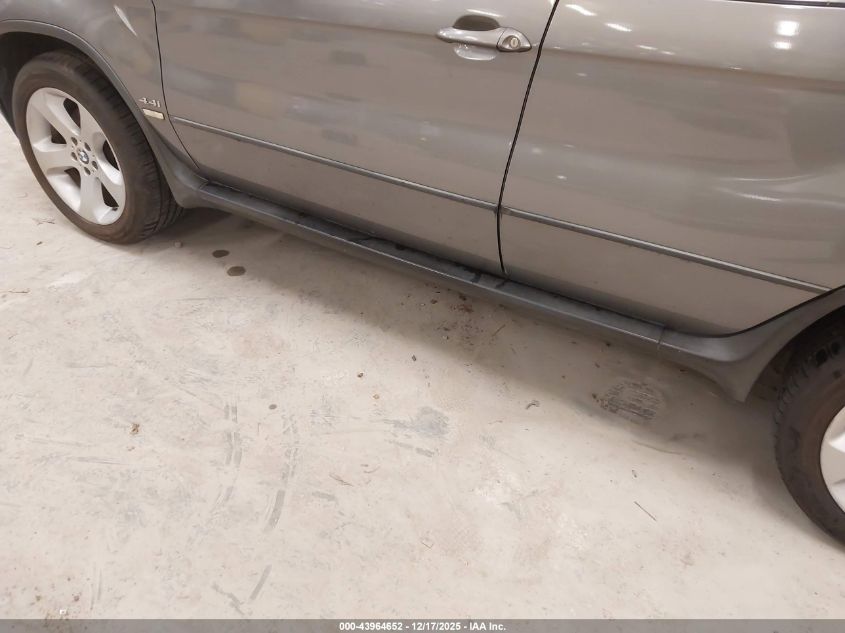 2005 BMW X5 4.4I VIN: 5UXFB53565LV11421 Lot: 43964652