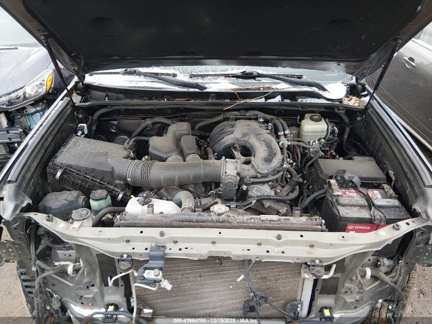 2018 Toyota 4Runner Sr5 Prem/Ltdl/Trail/Trd VIN: JTEBU5JR4J5515414 Lot: 43964700