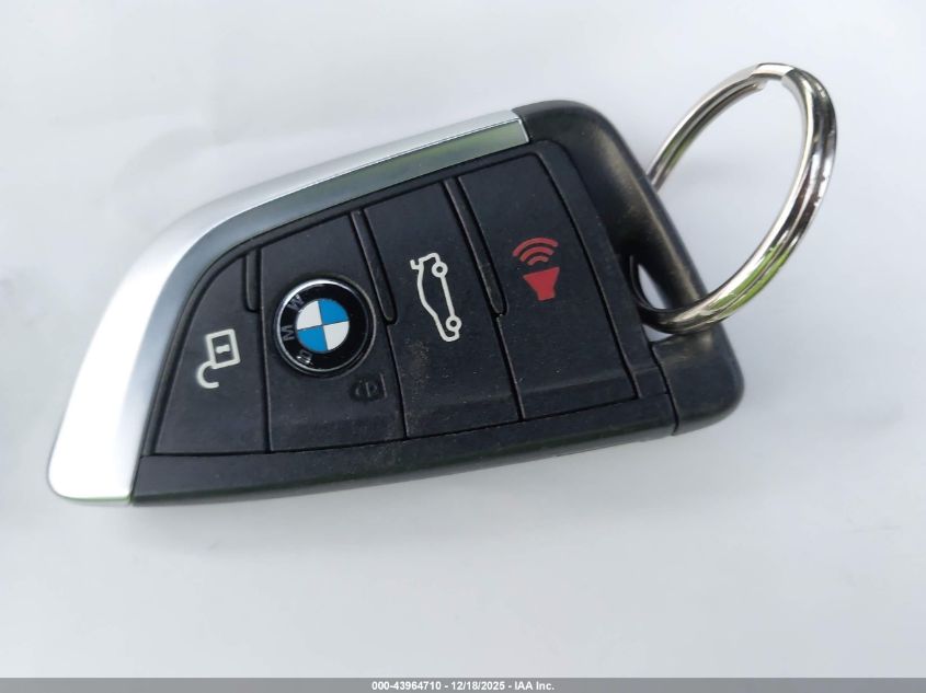 2016 BMW X1 xDrive28I VIN: WBXHT3Z31G4A47927 Lot: 43964710