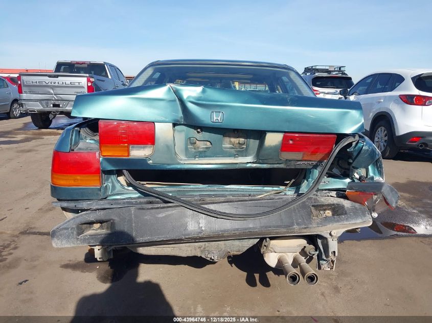1992 Honda Accord Ex/Ex-R VIN: JHMCB7677NC033618 Lot: 43964746