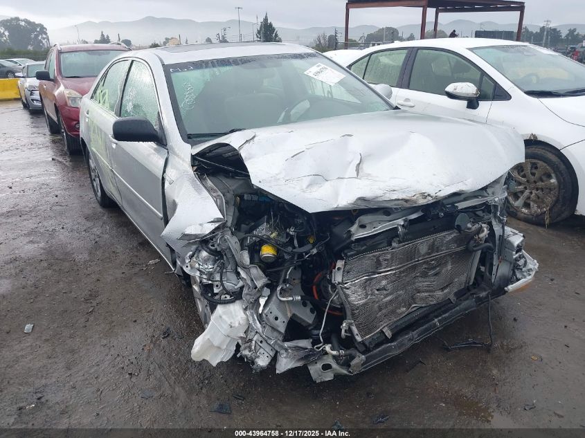 2007 Toyota Camry Hybrid VIN: JTNBB46K073029487 Lot: 43964758