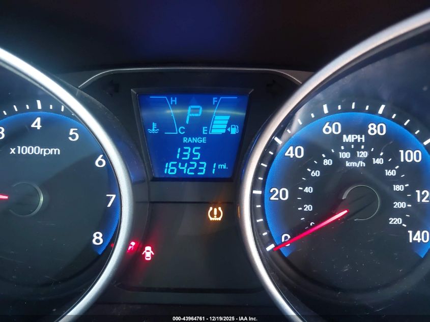 2011 Hyundai Tucson Limited VIN: KM8JU3AC5BU236556 Lot: 43964761