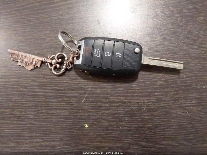 2016 Kia Sorento 2.4L L VIN: 5XYPG4A35GG004155 Lot: 43964763