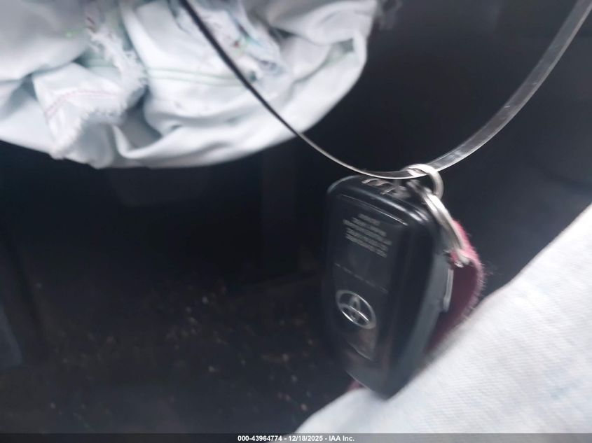 2019 Toyota Camry Le VIN: 4T1B11HK3KU752249 Lot: 43964774