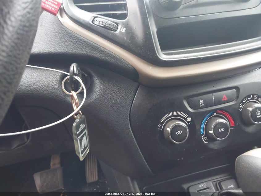 2014 Jeep Cherokee Sport VIN: 1C4PJLAB0EW168481 Lot: 43964778