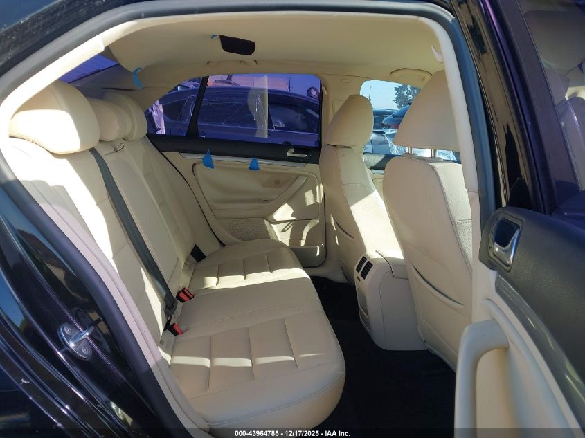 2010 Volkswagen Jetta Limited Edition VIN: 3VWAZ7AJ2AM127791 Lot: 43964785