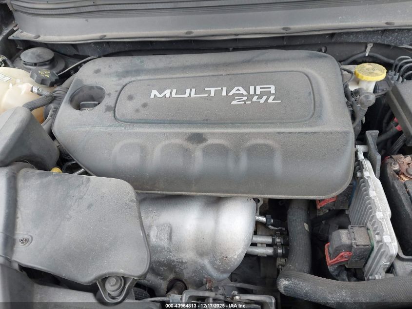 2017 Jeep Cherokee Latitude 4X4 VIN: 1C4PJMCB8HW668833 Lot: 43964813