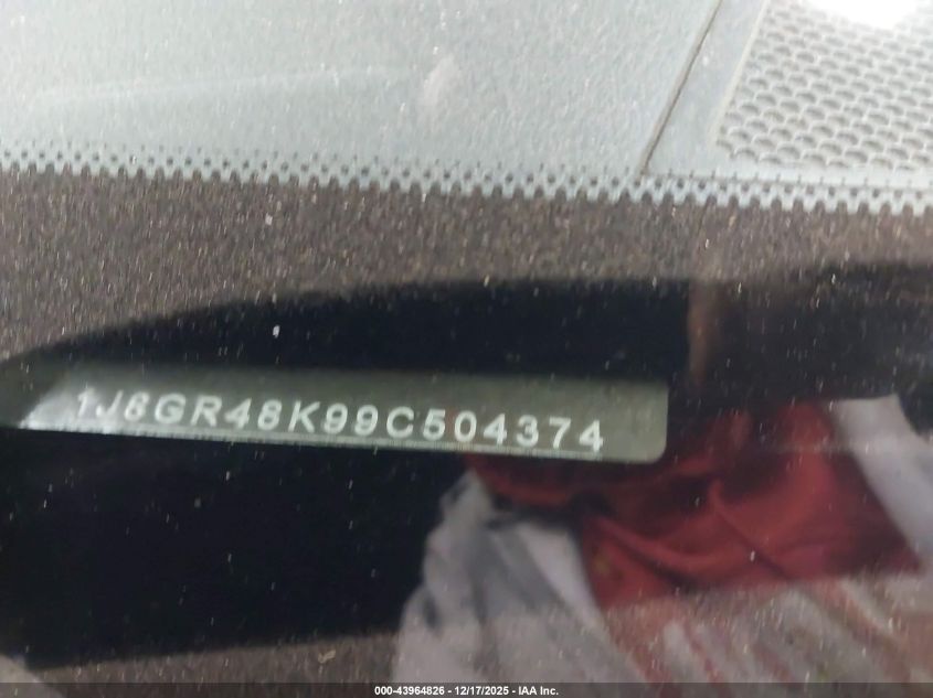 2009 Jeep Grand Cherokee Laredo VIN: 1J8GR48K99C504374 Lot: 43964826