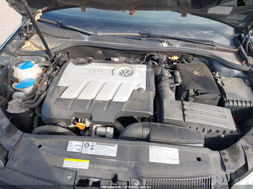 2012 Volkswagen Golf Tdi 4-Door VIN: WVWNM7AJXCW159765 Lot: 43964835