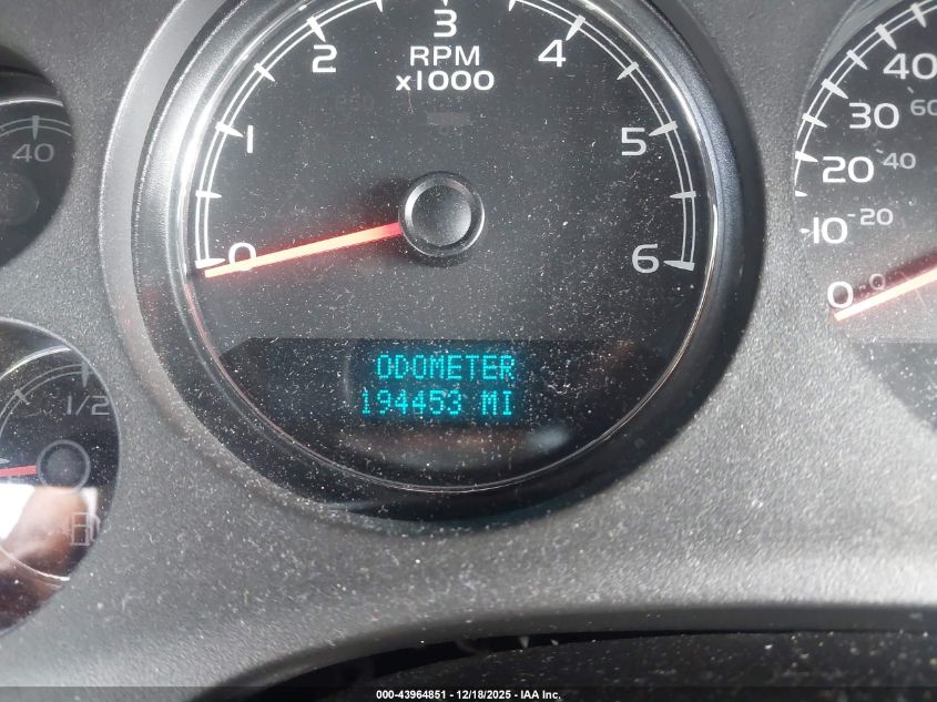 2011 GMC Yukon Xl 1500 Sle VIN: 1GKS1HE01BR122995 Lot: 43964851