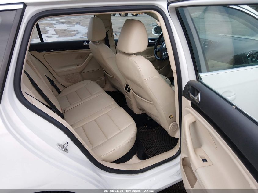 2014 Volkswagen Jetta Sportwagen 2.0L Tdi VIN: 3VWML7AJ2EM610699 Lot: 43964859