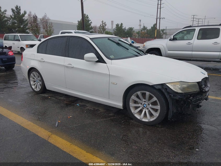 WBAPH7G50BNN03290 2011 BMW 328I auction photo 1
