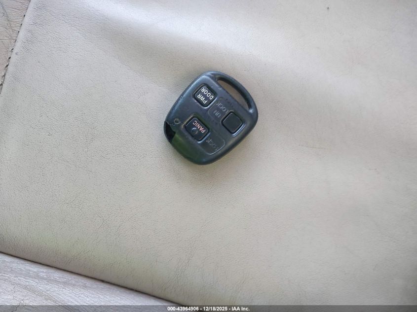 2004 Lexus Rx 330 VIN: JTJHA31U240060268 Lot: 43964906