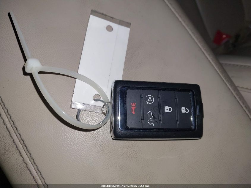 2023 Jeep Grand Cherokee Limited 4X2 VIN: 1C4RJGBG0PC575571 Lot: 43965019