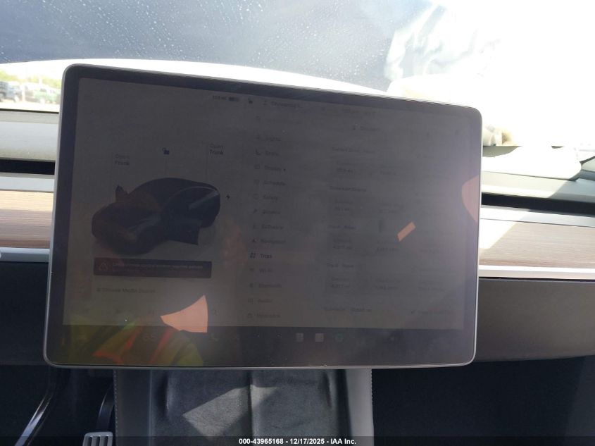 2024 Tesla Model Y Performance Dual Motor All-Wheel Drive VIN: 7SAYGDEF4RF086532 Lot: 43965168