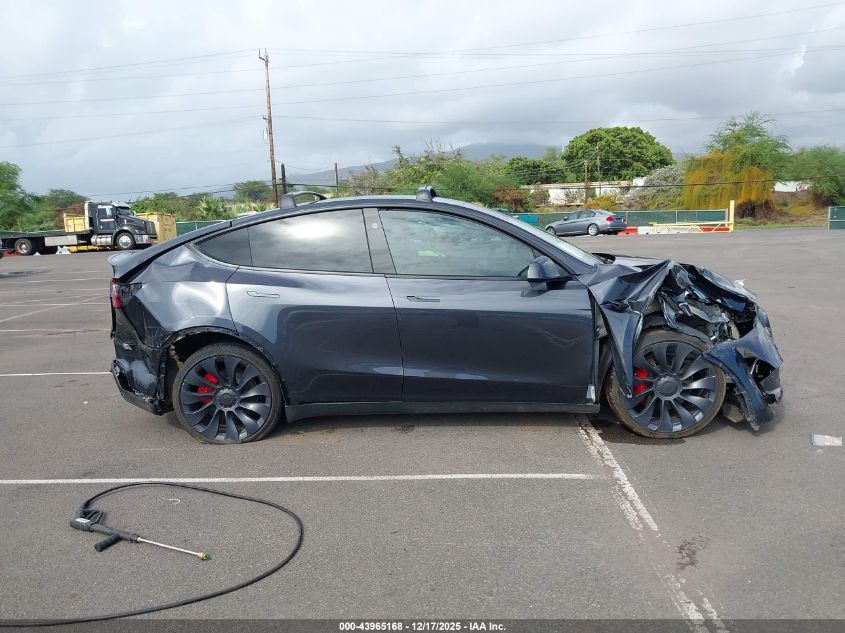 2024 Tesla Model Y Performance Dual Motor All-Wheel Drive VIN: 7SAYGDEF4RF086532 Lot: 43965168