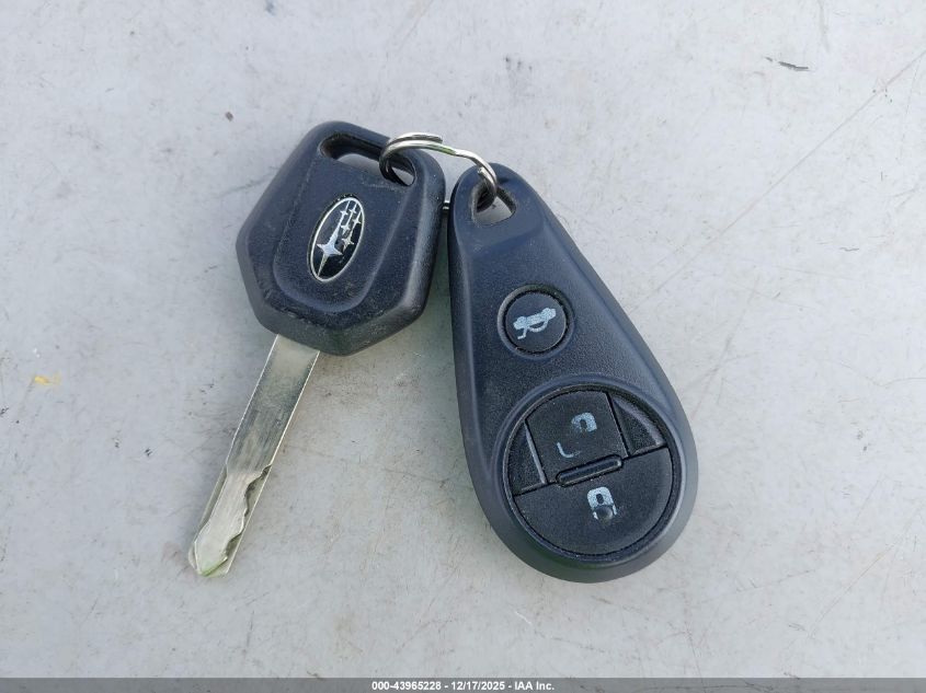 2010 Subaru Forester 2.5X VIN: JF2SH6BC7AH908607 Lot: 43965228