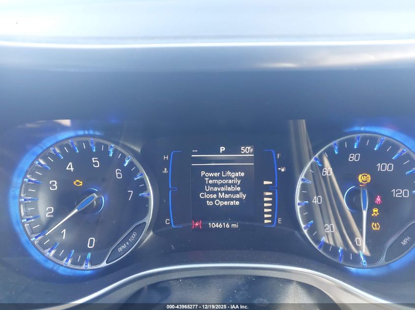 2018 Chrysler Pacifica Touring L VIN: 2C4RC1BG5JR172109 Lot: 43965277