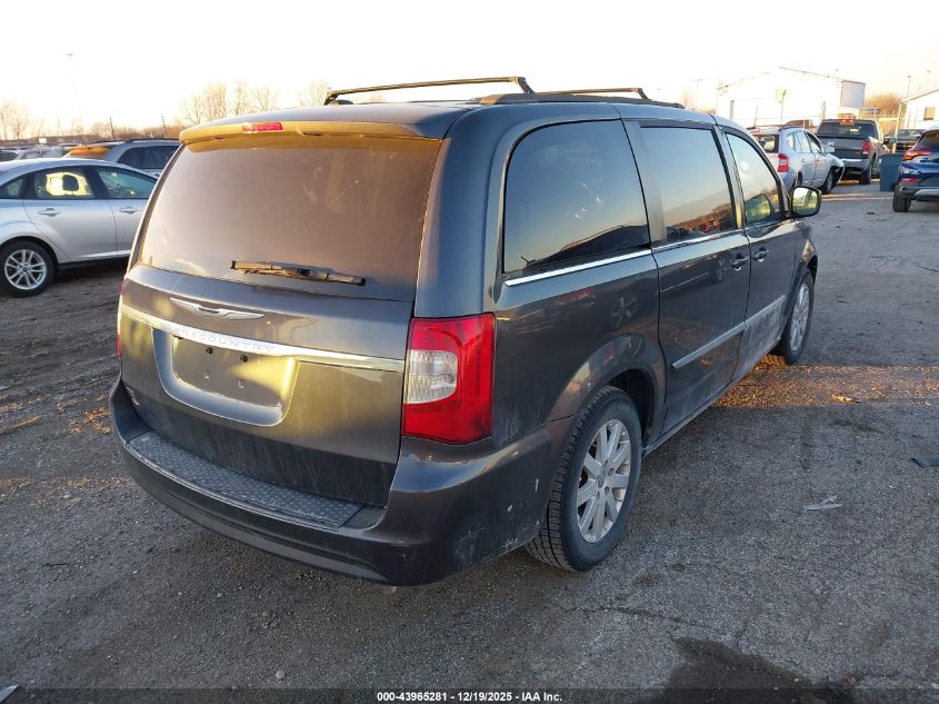 2016 Chrysler Town & Country Touring