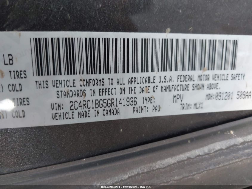 2016 Chrysler Town & Country Touring VIN: 2C4RC1BG5GR141936 Lot: 43965281
