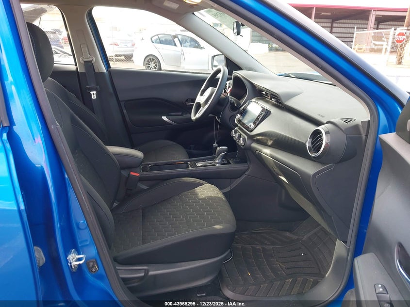 2023 Nissan Kicks Sv Xtronic Cvt