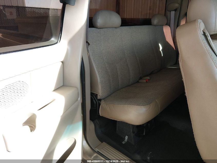 2004 Chevrolet Silverado 1500 Work Truck VIN: 1GCEC19XX4Z123809 Lot: 43965311