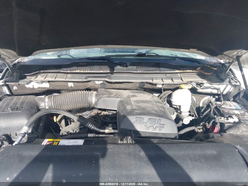 2019 Ram 1500 Classic Tradesman 4X4 8' Box VIN: 3C6JR7DG8KG725555 Lot: 43965316