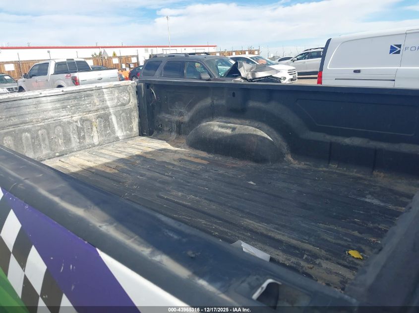 2019 Ram 1500 Classic Tradesman 4X4 8' Box VIN: 3C6JR7DG8KG725555 Lot: 43965316