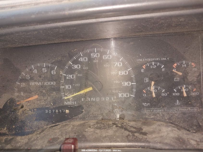 1998 Chevrolet K1500 Fleetside VIN: 1GCEK19R7WR129378 Lot: 43965354