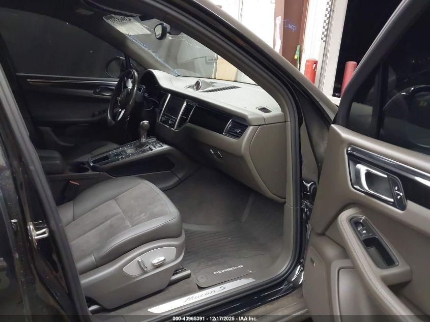 2015 Porsche Macan S