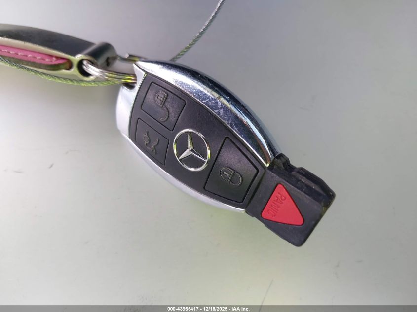 2015 Mercedes-Benz C 300 4Matic VIN: 55SWF4KB3FU075136 Lot: 43965417