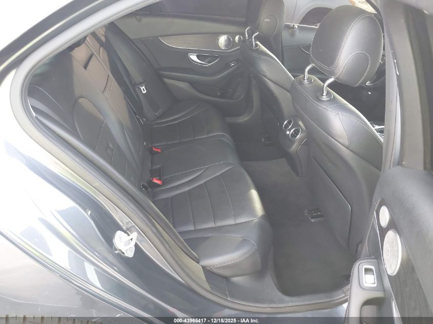 2015 Mercedes-Benz C 300 4Matic VIN: 55SWF4KB3FU075136 Lot: 43965417