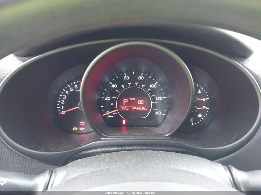 2014 Kia Soul + VIN: KNDJP3A55E7062570 Lot: 43965438