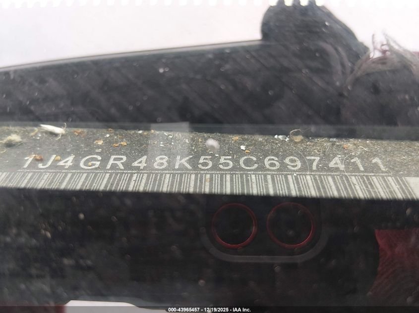 2005 Jeep Grand Cherokee Laredo VIN: 1J4GR48K55C697411 Lot: 43965457