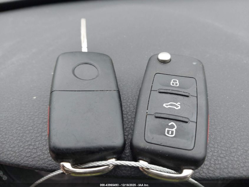 2015 Volkswagen Passat 1.8T Sport VIN: 1VWBT7A35FC062340 Lot: 43965493