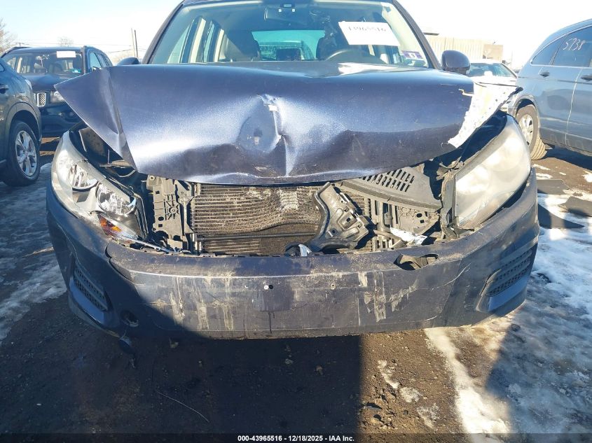 2016 Volkswagen Tiguan S VIN: WVGAV7AX7GW591313 Lot: 43965516