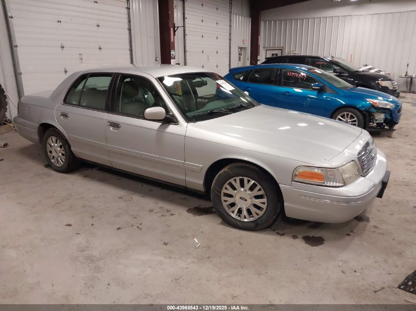 2003 Ford Crown Victoria