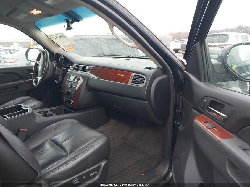 2011 Chevrolet Avalanche Lt