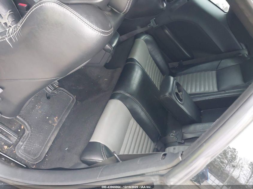 2009 Dodge Challenger R/T VIN: 2B3LJ54T69H511749 Lot: 43965564