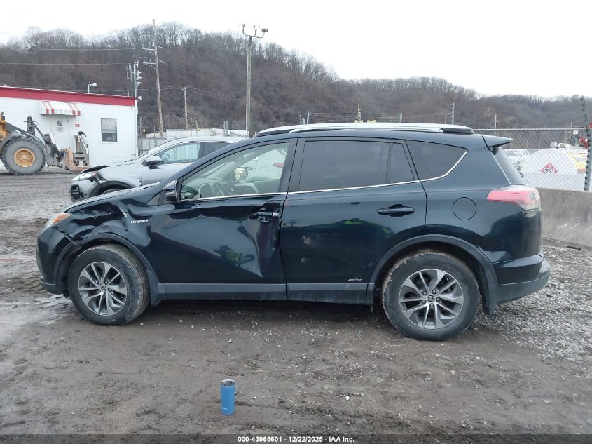 2017 Toyota Rav4 Hybrid Xle VIN: JTMRJREV3HD113569 Lot: 43965601